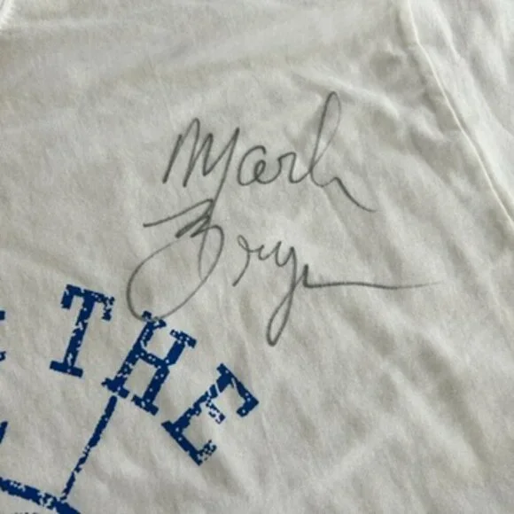 autographed hootie in the blowfish teeshirt - Picture 3 of 5